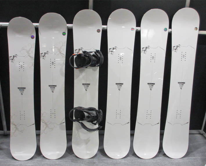 スノーボード板【november ARTISTE】16-17モデルのデザインが最高 
